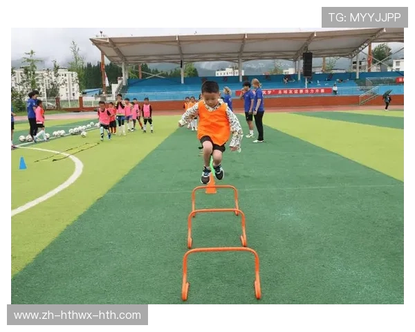 足球训练的基础技能与实践应用 足球训练的基础技能与实践应用